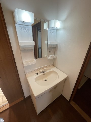サンハイツ古城の洗面所