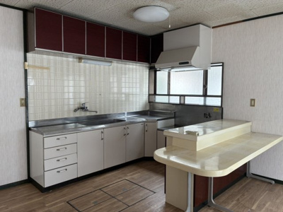 【キッチン】 | 川西町上小松　二階建て中古住宅