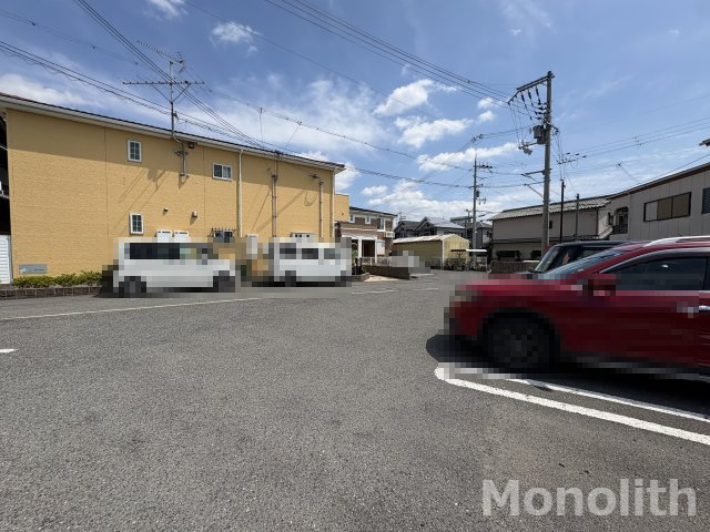 ルーエンハイムⅠの駐車場