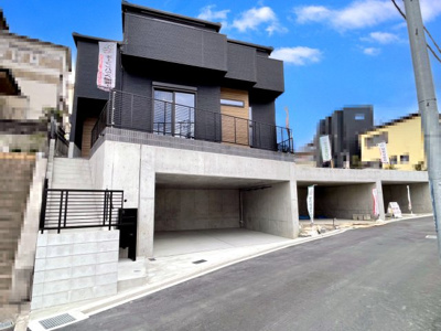 【外観】 | マイタウン佐井寺プレミアム◇◆全8区画◇◆自由設計◇◆ | 【現地写真】
おかげさまで残り1区画！
全区画駐車２台可能！
省エネ基準適合住宅！
耐震等級3級！
宅配ボックス標準装備！