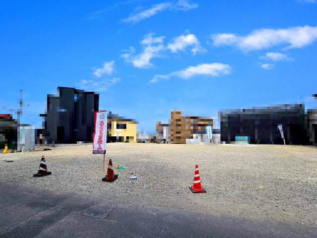 【外観】 | マイタウン佐井寺プレミアム◇◆全8区画◇◆自由設計◇◆ | 【現地写真】
おかげさまで残り1区画！
全区画駐車２台可能！
省エネ基準適合住宅！
耐震等級3級！
宅配ボックス標準装備！