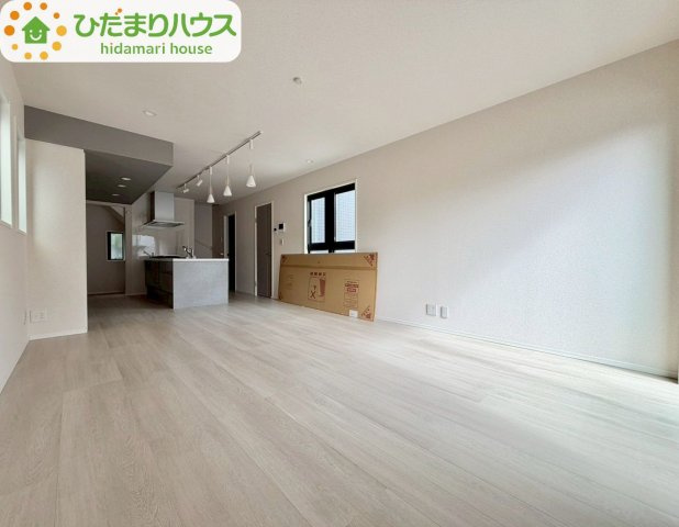 流山市初石　ウィザースガーデン　新築戸建　1号棟の居間・リビング|早くお仕事終わらせて、家に帰りたくなるようなリビングです(^^♪							
