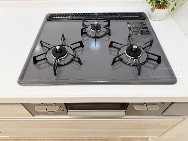 【キッチン】 | 清水ビル | 三口ガスコンロ