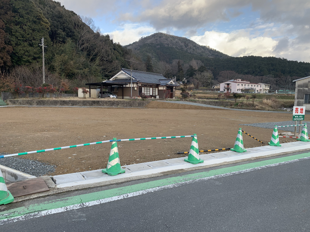丹波市春日町黒井の売地の外観