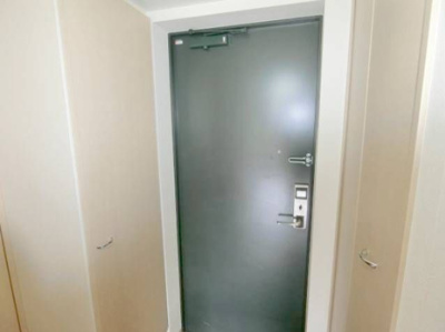 【内装】 | レニエ・ラ・ヴェルトゥ