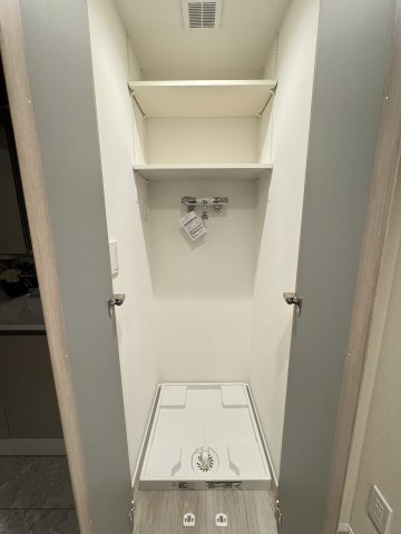 グランドメゾン麻布一の橋　８Fのランドリースペース