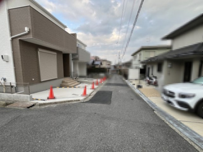 【前面道路含む現地写真】 | 大津市滋賀里1丁目4-6　新築戸建