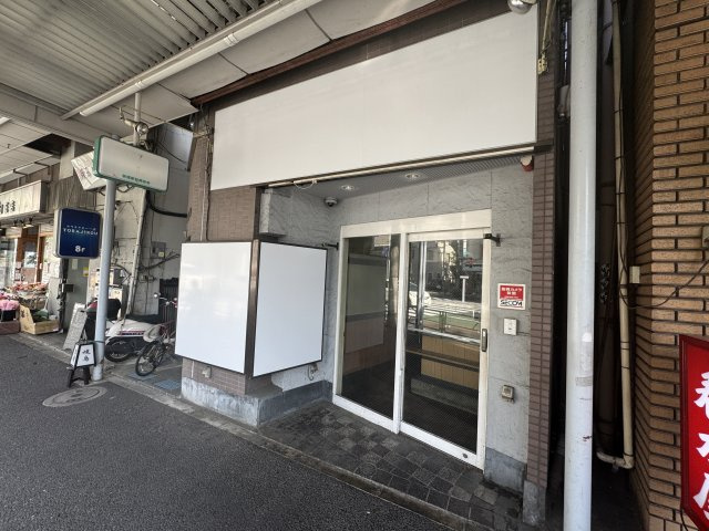 【エントランス】
