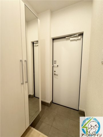 マーブルパティオの玄関|※同施工メーカー類似写真