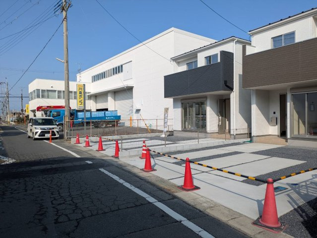 栗東市小柿2丁目新築戸建1号地の前面道路含む現地写真