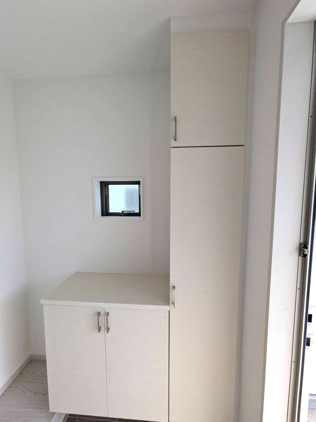 栗東市小柿2丁目新築戸建1号地の玄関