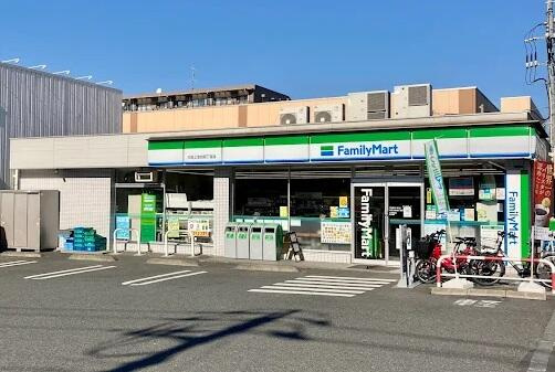 ファミリーマート　大…まで440m