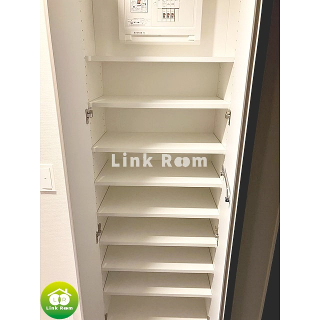 ウエリスアーバン水天宮前の玄関