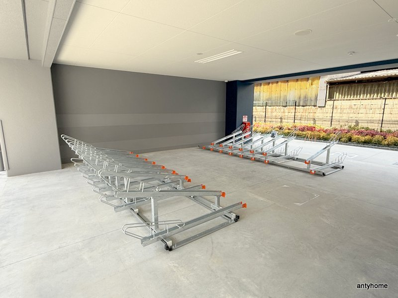 プレサンス四天王寺前夕陽ヶ丘ヴィリード　仲介手数料無料の駐車場