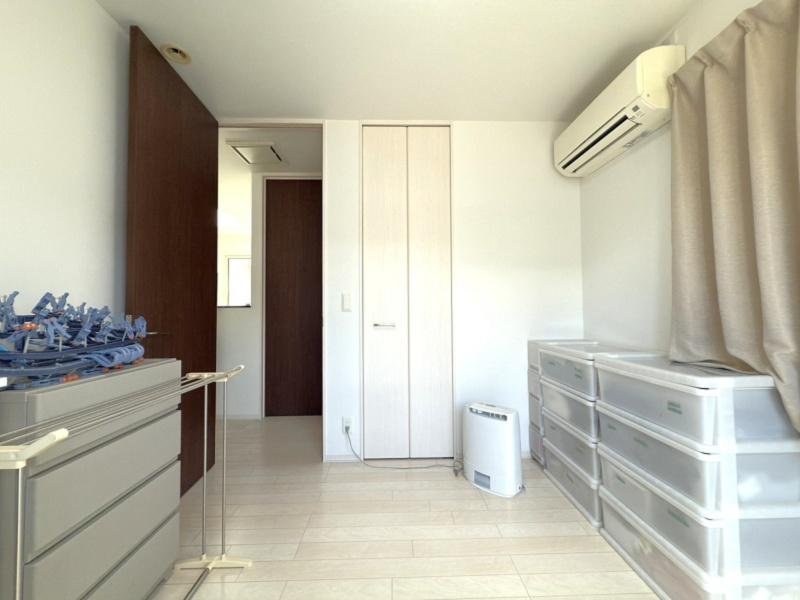 高知市薊野北町3丁目　中古戸建ての洋室