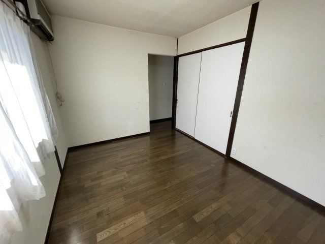 豊岡町長田　中古住宅の洋室