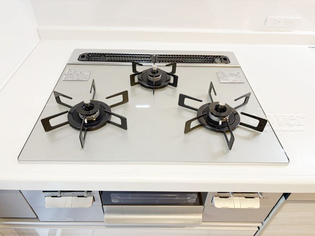 【キッチン】 | フラッツ鷺ノ宮 | 三口ガスコンロ