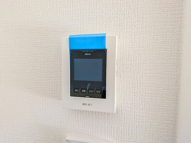 八王子市　緑町　新築一戸建て　９期のセキュリティ|～TVモニター付インターホン　訪問者の確認に便利です～