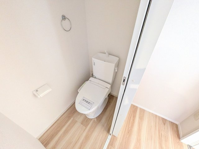 八王子市　緑町　新築一戸建て　９期のトイレ|～暖房温水洗浄機能付きトイレ　冬場は特に嬉しい機能ですね～