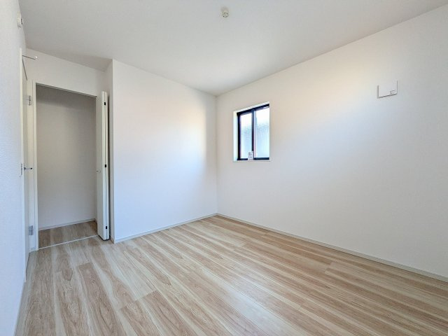 八王子市　緑町　新築一戸建て　９期の収納|～収納力の高いクローゼット完備～