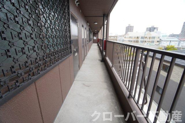 マイシティ大坂のエントランス