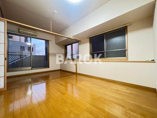 福岡市中央区那の川２丁目の賃貸マンションの居間・リビング