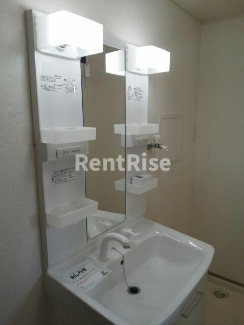 ヴィラ・リッツⅡの洗面所|洗面所