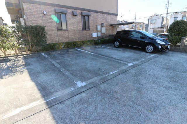 ボナール白水　2棟の駐車場