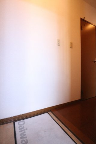 ボナール白水　2棟の玄関