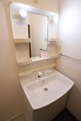 ボナール白水　2棟の洗面所