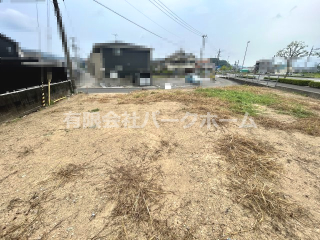 土佐市高岡町乙　A号地の前面道路含む現地写真