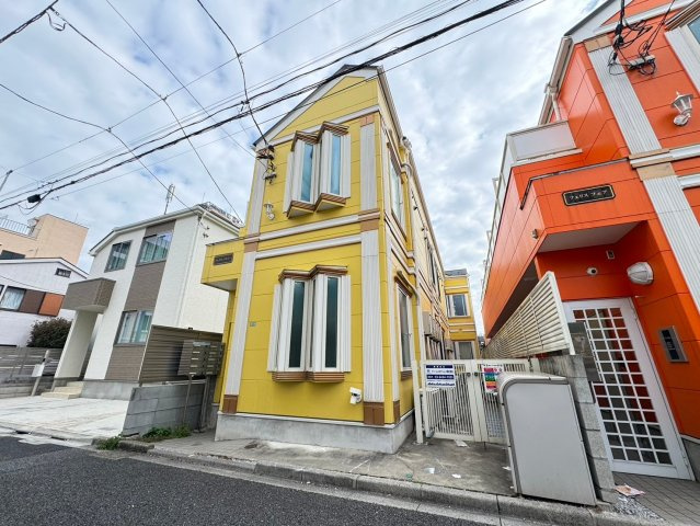 フェリスバルミーの外観