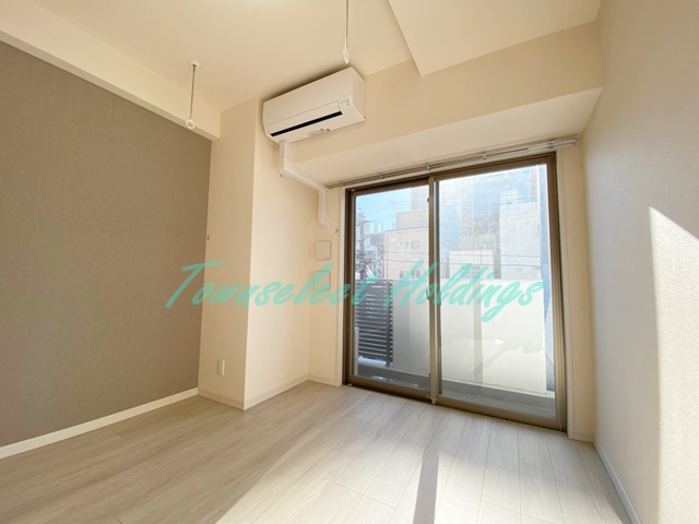 平塚市明石町の賃貸マンションの居間・リビング|おしゃれな居間です