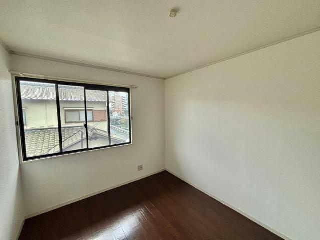 ア・カインドネスの洋室