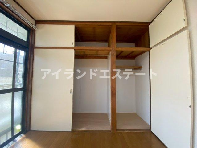 ハイム清芳　宅配BOX　陽当たり良好　バストイレ別の収納