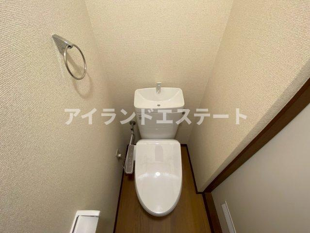 ハイム清芳　宅配BOX　陽当たり良好　バストイレ別のトイレ