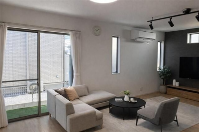 【居間・リビング】 | 立川市曙町3丁目戸建(タチカワシアケボノチョウサンチョウメコダテ)