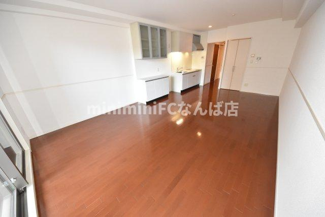 ロイヤルパークス桃坂の寝室