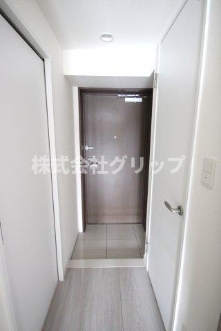 リヴシティ横濱末吉町弐番館の玄関