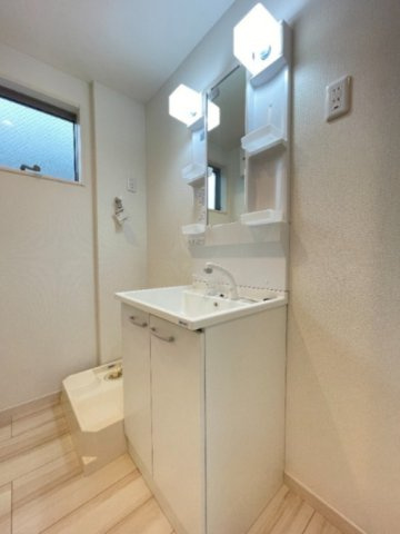 クラヴィエ上町の洗面所