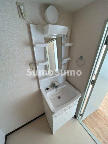 芦屋浜高層（若葉） 1号棟の洗面所