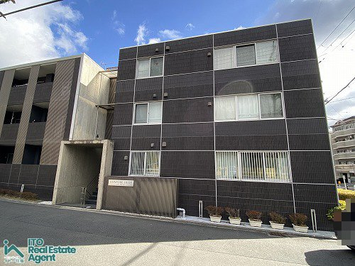 コンフォールヒルズ衣笠金閣寺道の外観