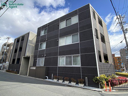 コンフォールヒルズ衣笠金閣寺道の外観