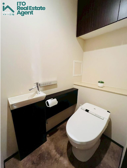 コンフォールヒルズ衣笠金閣寺道のトイレ