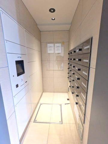 CLARITIA文京湯島の設備|メールBOXとタッチキーの宅配ボックスです