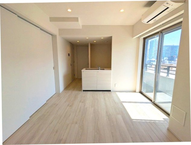 CLARITIA文京湯島の設備|インターネット無料
カウンターキッチン
リビングにエアコン付
リビングにダウンライト、洋室にシーリングライト付
南向き日当り良好
7階以上は隣の号室と接していない独立したプライバシー確保されたお部屋