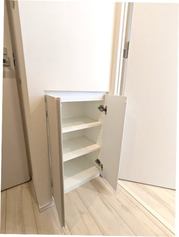 CLARITIA文京湯島の設備|室内廊下の収納です