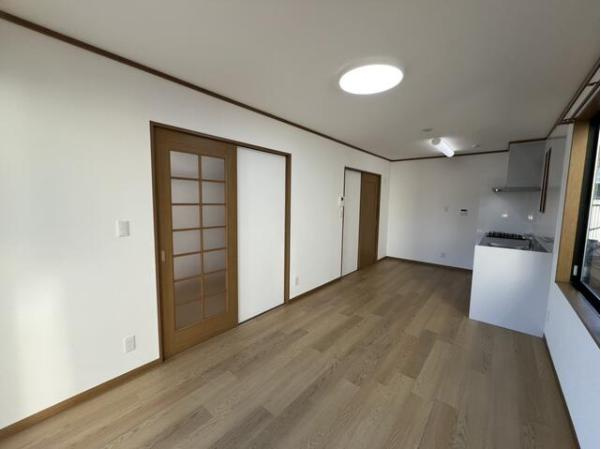 いわき市小名浜字林ノ上　中古戸建のキッチン