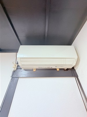 忠見貸家の内装