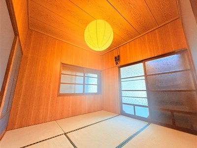 忠見貸家の間取り